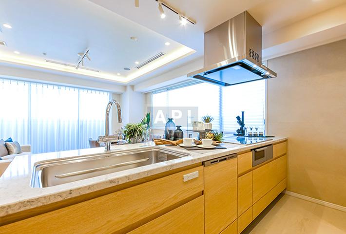  |  Interior photo 03