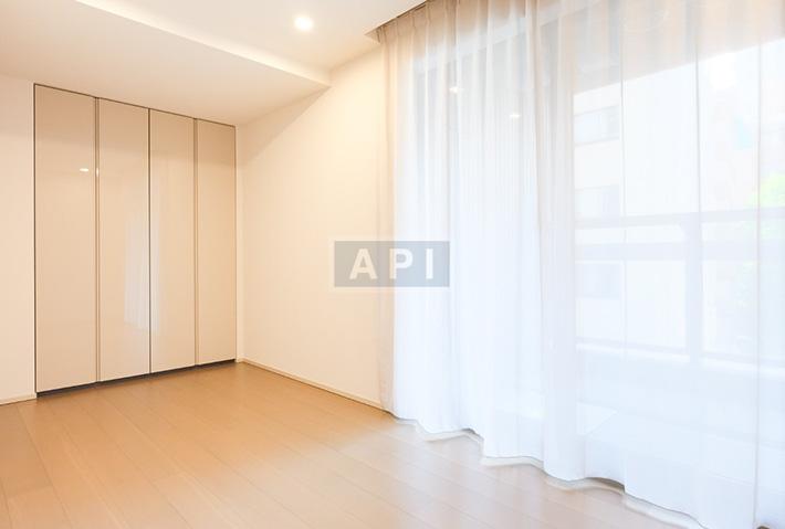  |  Interior photo 07