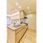  |  Interior photo 06