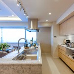  |  Interior photo 04