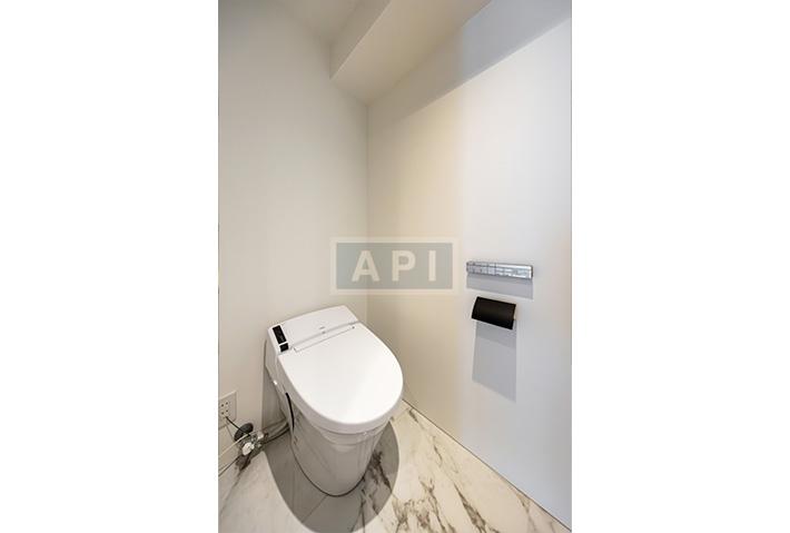 |  Interior photo 09