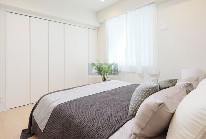  |  Interior photo 05