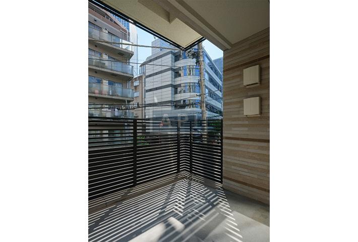  |  Interior photo 12