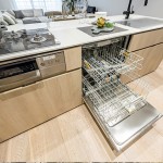  |  Interior photo 04