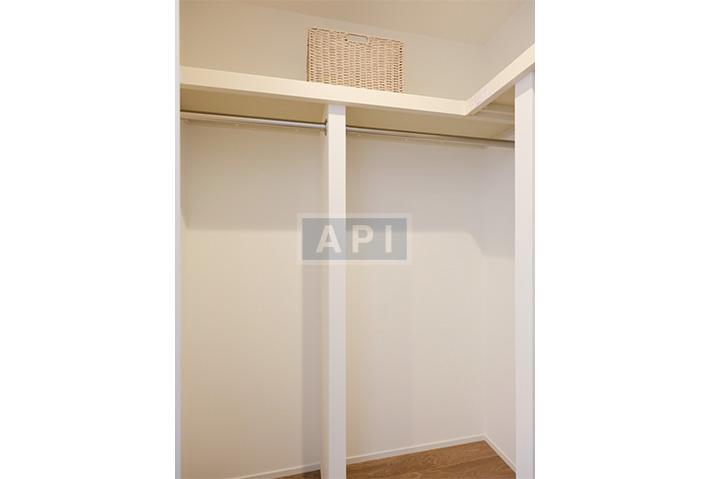  |  Interior photo 11