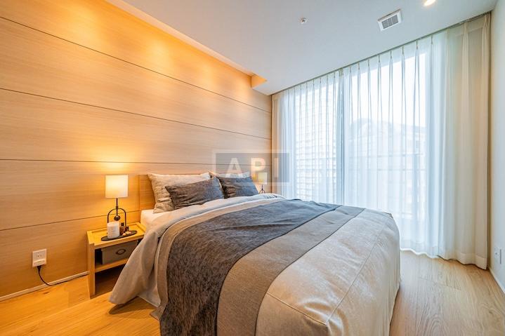  |  Interior photo 09