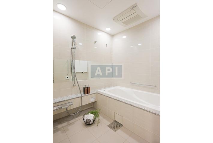  |  Interior photo 11