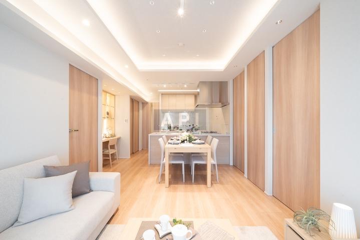  |  Interior photo 04