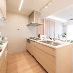  |  Interior photo 06