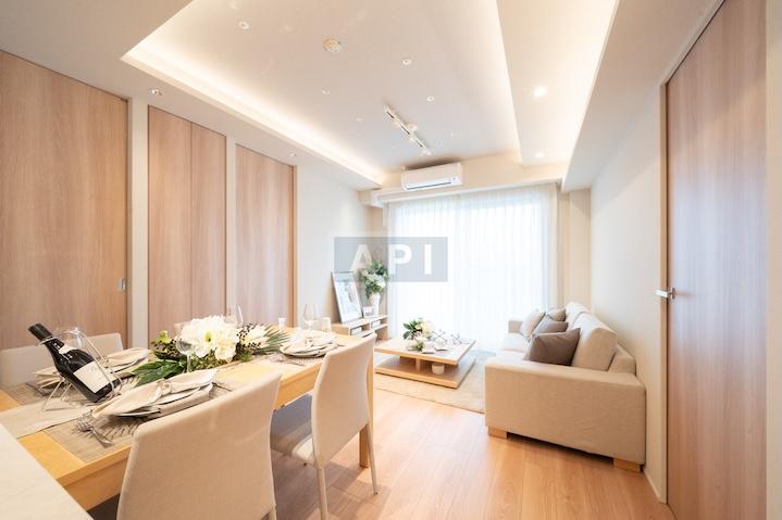  |  Interior photo 02