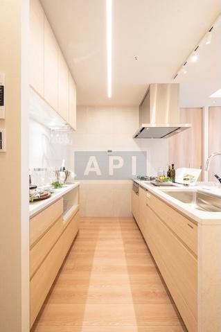  |  Interior photo 05