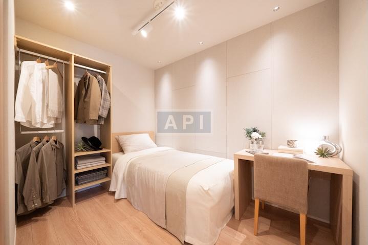  |  Interior photo 12