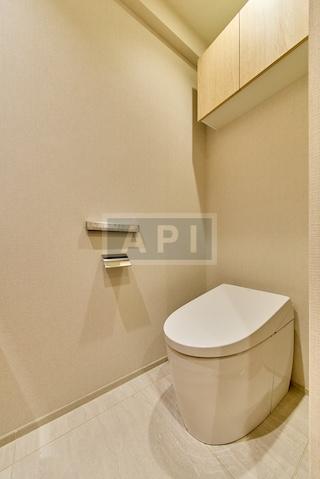  |  Interior photo 12