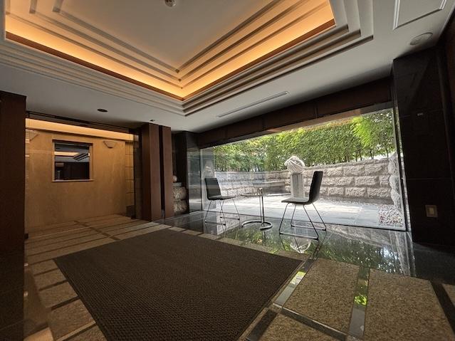  | THE DORCHESTER ROKUBANCHO Exterior photo 03