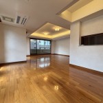  |  Interior photo 02
