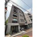  |  Exterior photo 01