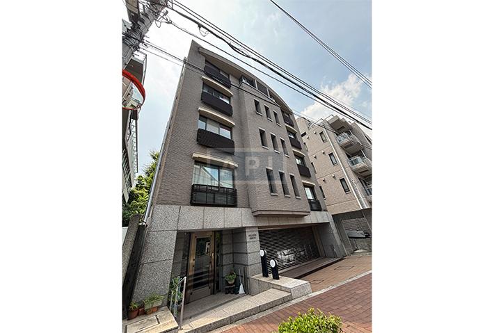  |  Exterior photo 01