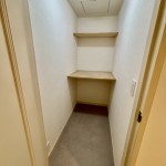  |  Interior photo 17