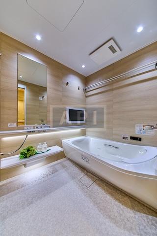  |  Interior photo 07