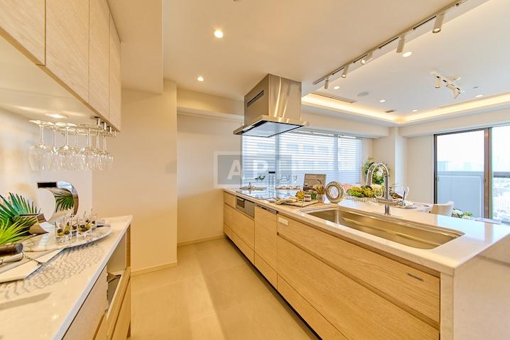  |  Interior photo 05