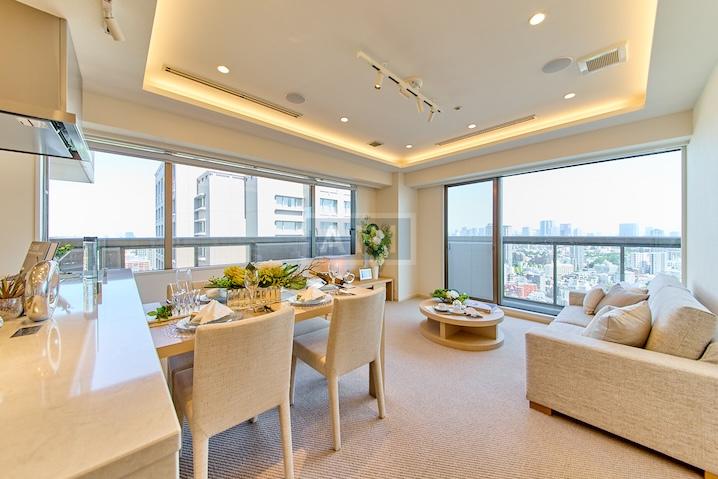  |  Interior photo 02