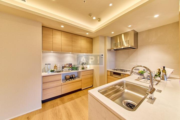  |  Interior photo 05