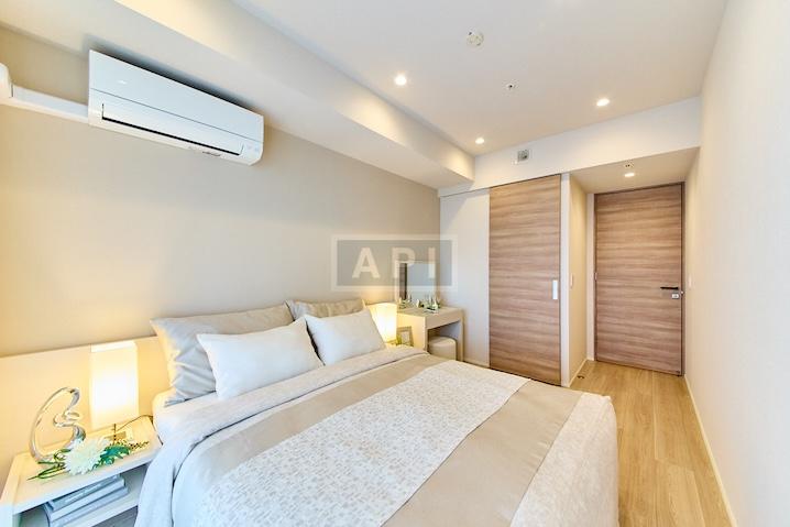  |  Interior photo 09