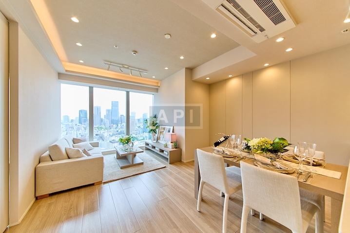  |  Interior photo 02