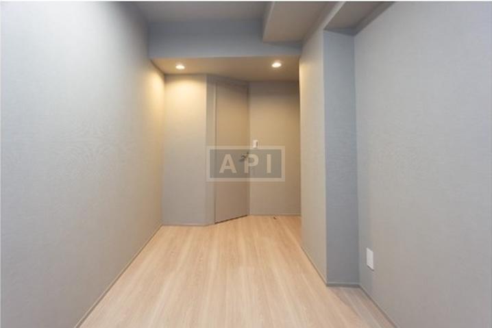  |  Interior photo 09