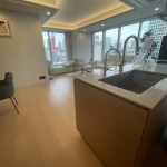  |  Interior photo 04