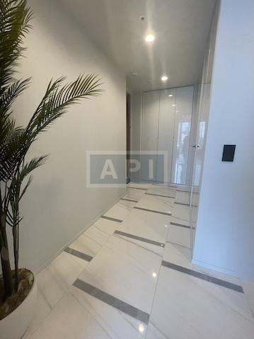  |  Interior photo 20