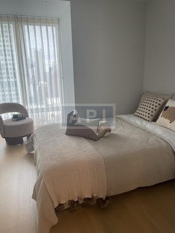  |  Interior photo 15