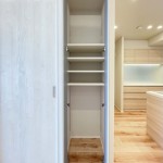  |  Interior photo 05