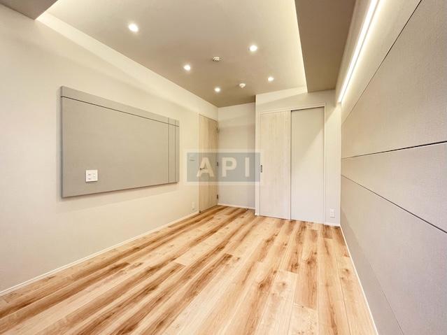  |  Interior photo 09