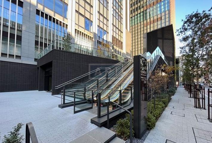  |  Exterior photo 02