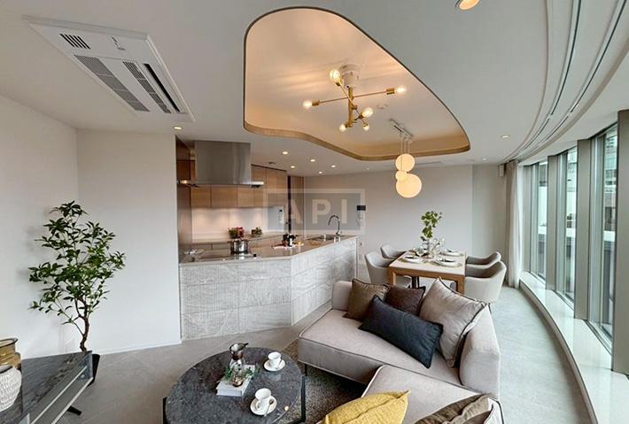  |  Interior photo 02