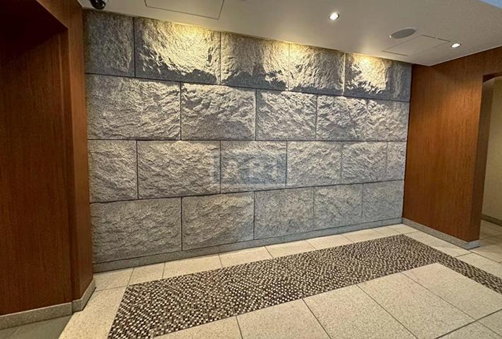  |  Exterior photo 06