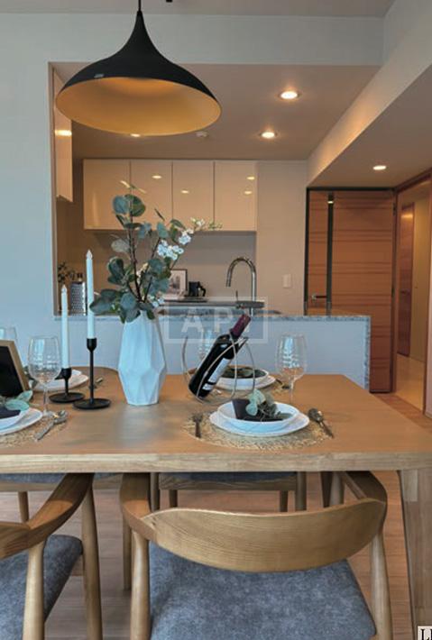  |  Interior photo 02