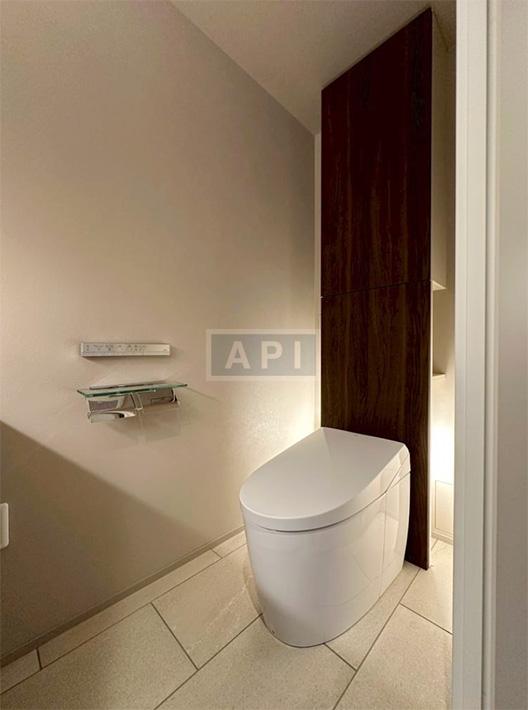  |  Interior photo 07