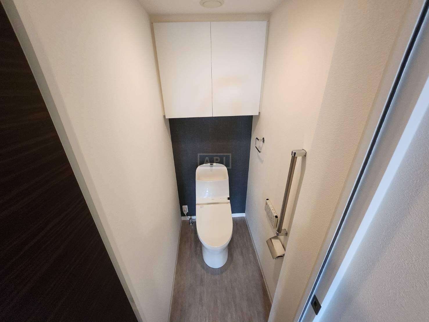  |  Interior photo 13