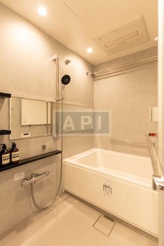  |  Interior photo 09