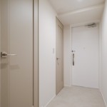  |  Interior photo 16