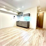  |  Interior photo 01