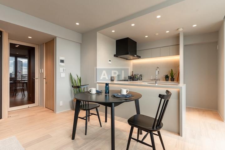  |  Interior photo 05