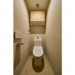  |  Interior photo 10