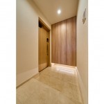  |  Interior photo 10