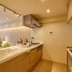  |  Interior photo 04