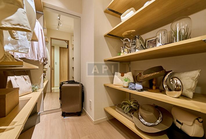  |  Interior photo 07