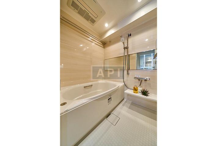  |  Interior photo 09