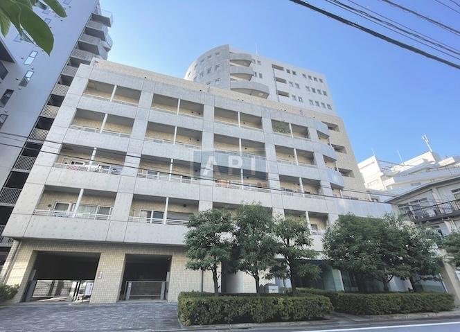 |  Exterior photo 01
